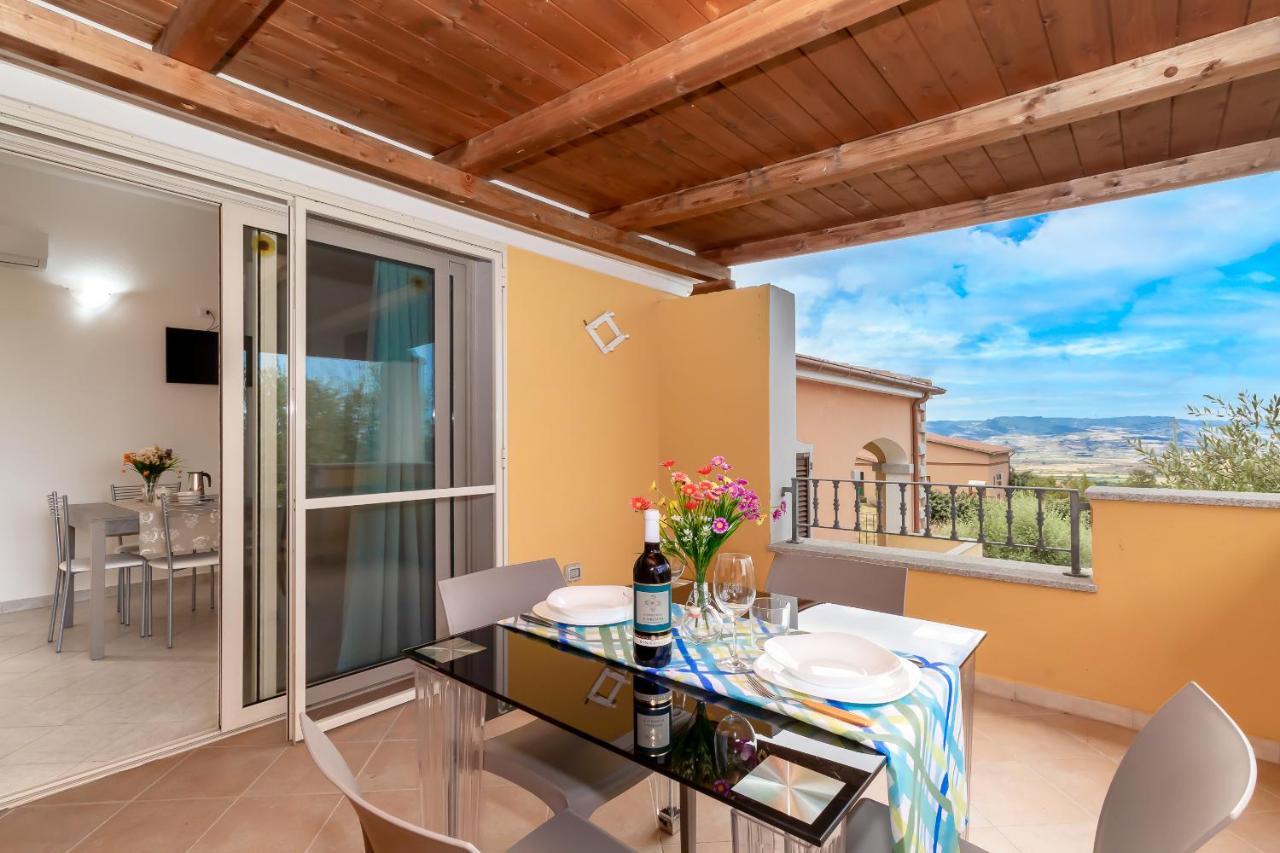 Casa Angus Villa Badesi Exterior photo